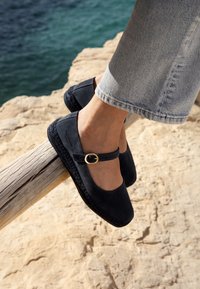 FRED MARTIN COLLECTION SAINTE-MAXIME - Ballerinasko m/ rem - navy suede