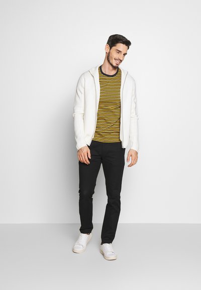 NN.07 THEO - Chinos - black