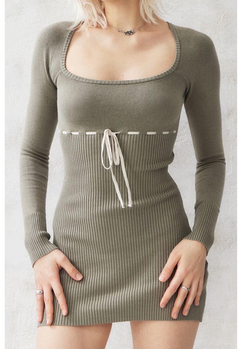 BDG Urban Outfitters Abito in maglia - khaki