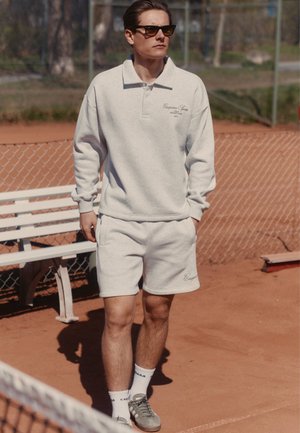 Caspara, M. RACQUET CLUB SHORTS - Træningsbukser - grey melange w racer green