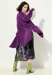 Ulla Popken OPEN SHAPE LONG SLEEVE - Kofta - blackberry