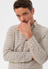 Felix Hardy PLAID REGULAR FIT - Camisa - beige