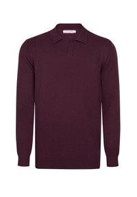 Langærmet, burgundy polo sweater med ribbede manchetter og kant, der har en åben krave og et Felix Hardy mærke inden i halsudskæringen.