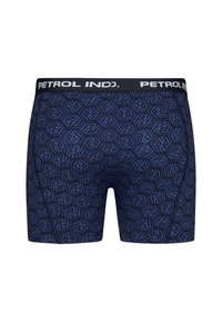 Boxer shorts blu navy con motivo geometrico in blu scuro e nero. La vita elastica presenta la scritta "PETROL IND." in bianco.
