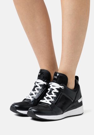 MICHAEL Michael Kors, Baskets basses - black