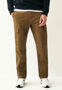 Next REGULAR FIT STRAIGHT LEG STRETCH - Chino hlače - tan brown
