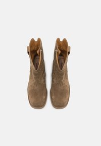 Gabor Botines camperos - farro