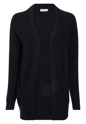 Czarny cardigan z otwartym przodem, z teksturowanego dzianiny, z długimi rękawami i dwiema przednimi kieszeniami. Brak widocznych guzików lub zapięć.