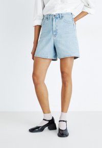 Lee STELLA - Short en jean - light story