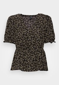Blouse noire à fleurs avec manches courtes bouffantes, taille froncée et petits motifs floraux violets sur un fond feuillu. Tissu léger.