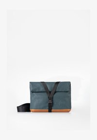 Unselected, cosmic void