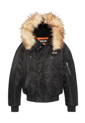 Schwarze isolierte Winterjacke mit pelzbesetzter Kapuze, vorderen Knöpfen und Reißverschluss, Reißverschlusstasche am Ärmel und Schott Markenlogo-Patches.