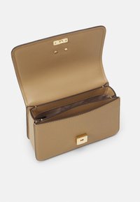 MICHAEL Michael Kors DELANCEY - Sac à main - camel