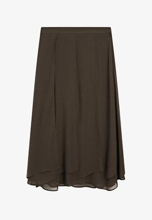 Bruine midi-rok met een vloeiende silhouet, zachte textuur, geplooid ontwerp en een asymmetrische zoom voor extra beweging en val.