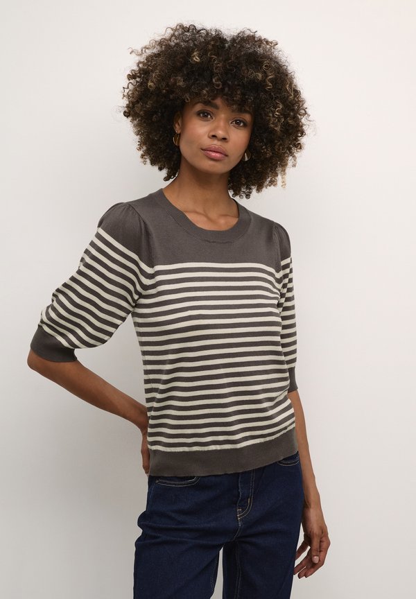 CUANNEMARIE - Strickpullover