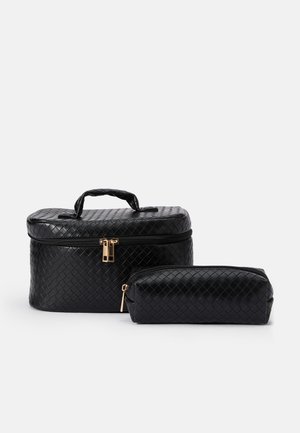 SET - Utazási kiegészítő - black