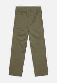 Name it NKMRYAN STRAIGHT PANTS - Cargo hlače - deep lichen green