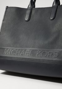Michael Kors STRUCTURED TOTE STRAP UNISEX - Kandekott - black