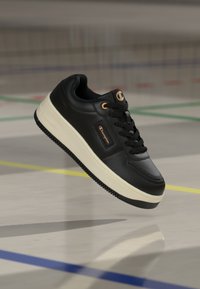 Unselected, black/bronze/natural