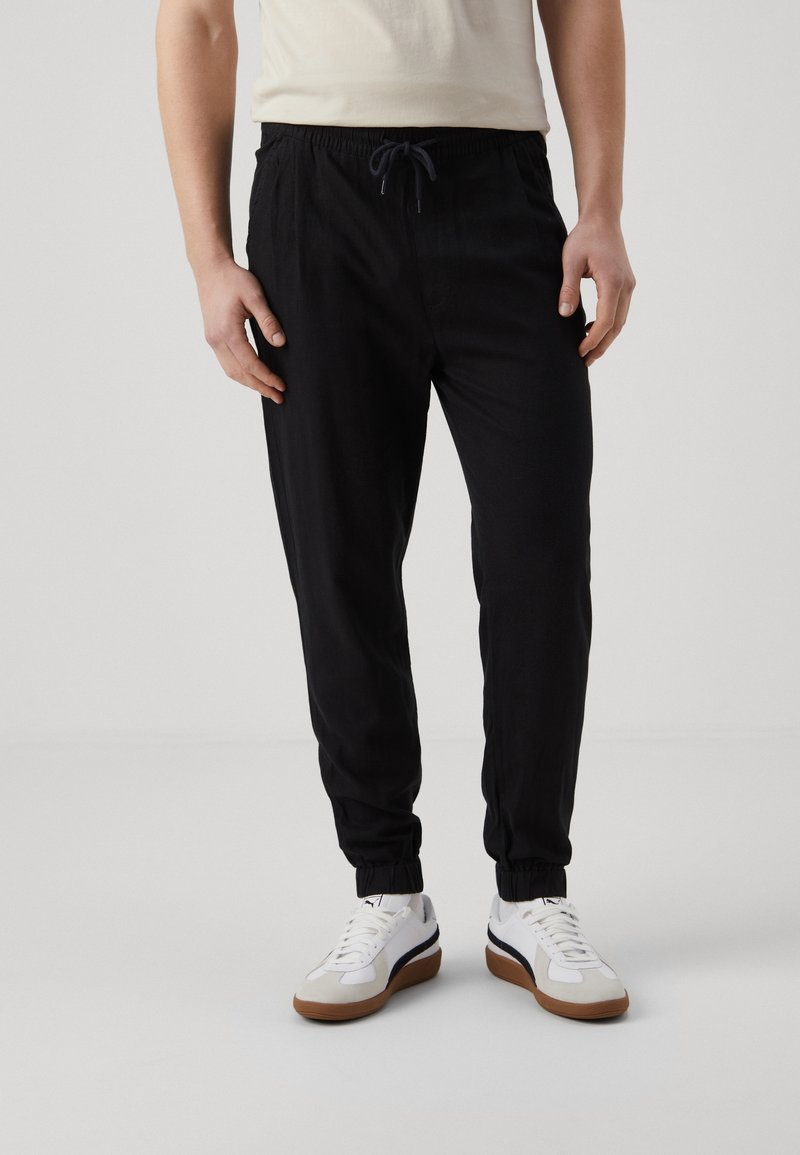 Pier One Kalhoty - black