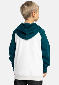 Sudadera con capucha de mangas en color agua y cuerpo blanco. Presenta puños y dobladillo acanalados, tejido suave y capucha ajustable.