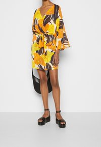 The Kooples Koktejlové šaty / šaty na párty - yellow