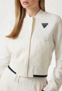 Guess Sweatjacke - creme