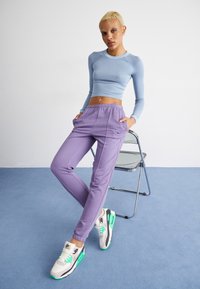 Nike Sportswear Treniņtērpa apakšdaļas - daybreak