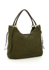 Borsa a tracolla in pelle verde oliva con doppio manico, anelli dorati che collegano i manici e dettagli con frange nere su sfondo bianco.