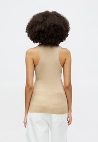 DAY Birger et Mikkelsen ARANA - Top - humus