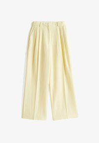 Unselected, lemon zest