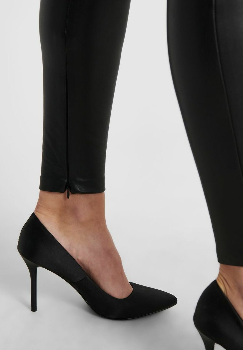 ONLY Pantaloni di pelle - black/nero - Zalando.it