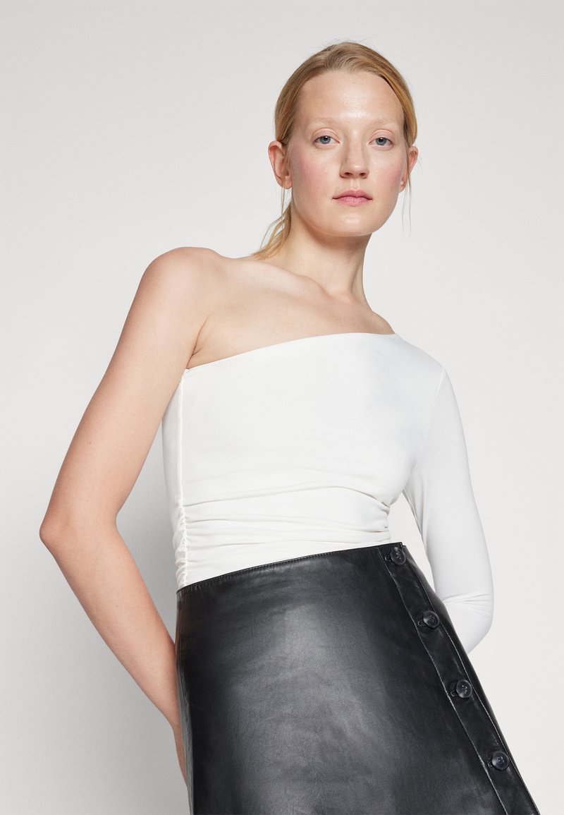 abercrombie knit top