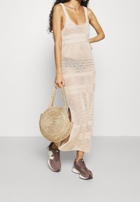 Abercrombie & Fitch Maxikleid - off-white