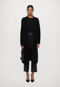 WEEKEND MaxMara KABUL - Chaqueta de punto - nero