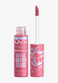 Gloss Royal Butter de NYX dans un tube rose avec des accents irisés. Doté d'un applicateur incliné et de motifs tourbillonnants décoratifs sur le capuchon.