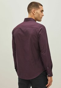 Next EASY OXFORD - Overhemd - burgundy red