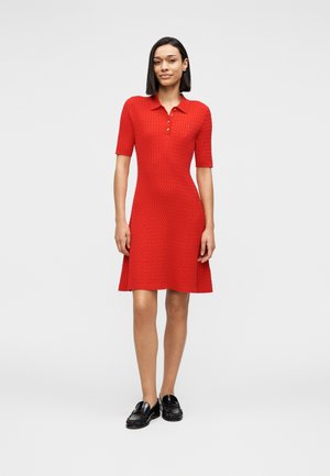 Tommy Hilfiger, CABLE KNIT SLIM MINI POLO DRESS - Svetríkové šaty - fireworks