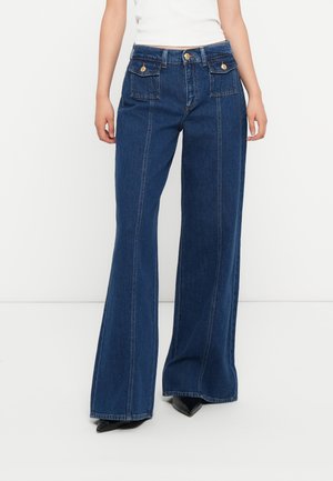 LOTTA - Džínsy voľného strihu - light-blue denim