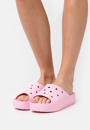 Crocs CLASSIC PLATFORM SLIDE - Ciabattine - flamingo