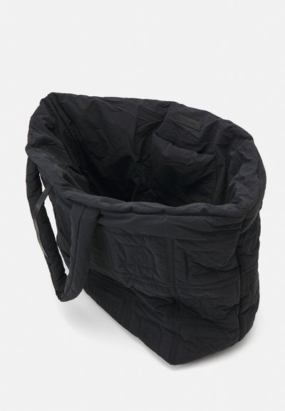 Nanushka SOFT TOTE - Bevásárlótáska - black