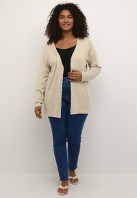 Kaffe Curve FARSIA - Vesta na kopčanje - feather gray