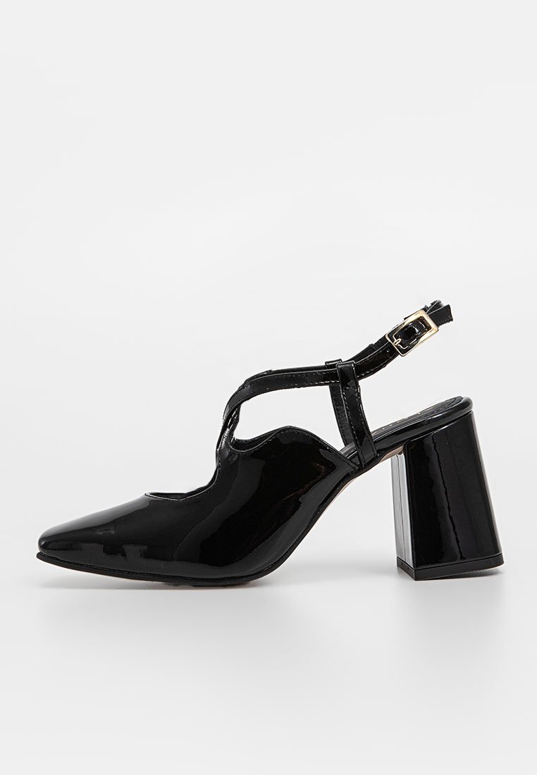 Zapatos altos