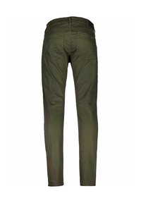 Olijfgroene denim jeans met een aansluitende pasvorm, vijf zakken en contrasterende stiksels. De tailleband heeft een zwart etiket.