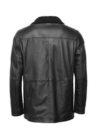 Zwarte leren jas met een schapenvacht kraag, voorzien van een eenvoudig ontwerp en zichtbare naden, die een gladde textuur en gestructureerde vorm toont.