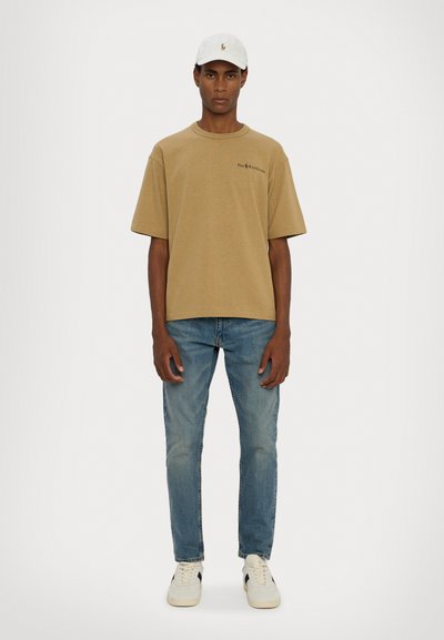 Polo Ralph Lauren SHORT SLEEVED - Pamata T-krekls - desert khaki
