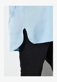 Selected, sky blue