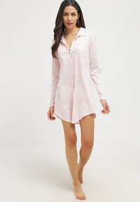 Hanro DELUXE - 1/1 ARM 90 CM - Camicia da notte - tender rose