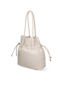 Borsa tote in pelle beige con cordoncini, manici lunghi, forma leggermente strutturata e accenti metallici argento in contrasto vicino ai cordoncini.