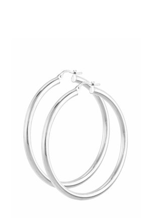 Sudraba riņķveida auskari ar gludu, pulētu apdari. Cirkulārs dizains ar drošu aizdari. Noapaļota forma, vidēja izmēra.